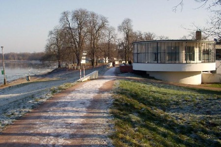 Gaststätte "Kornhaus" an der Elbe